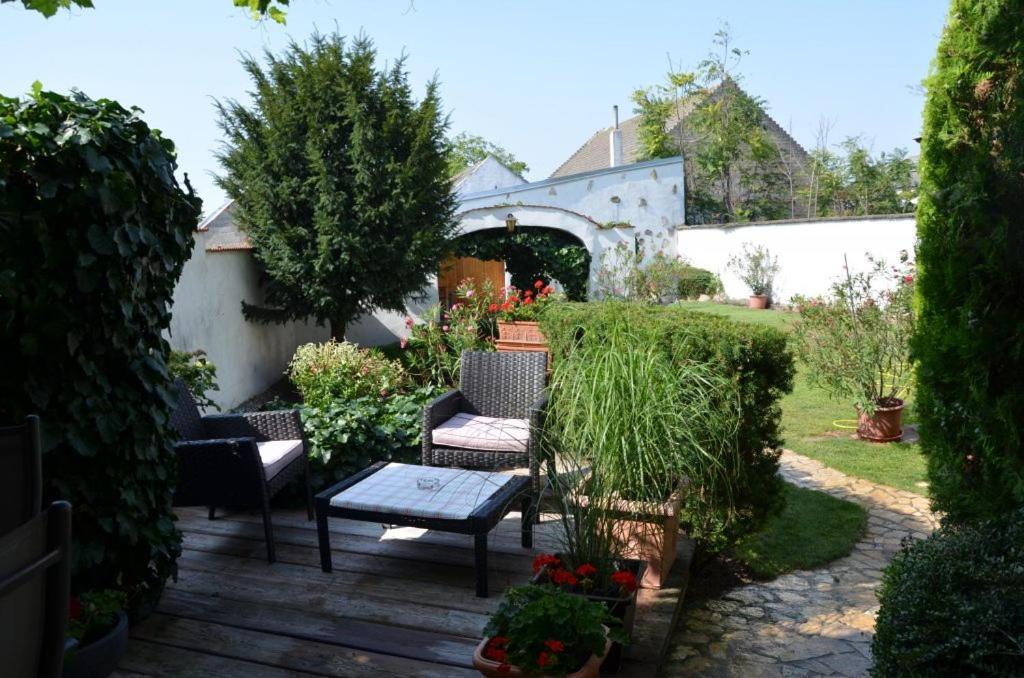 Gaestezimmer Klinger-Tongisch Apetlon Extérieur photo