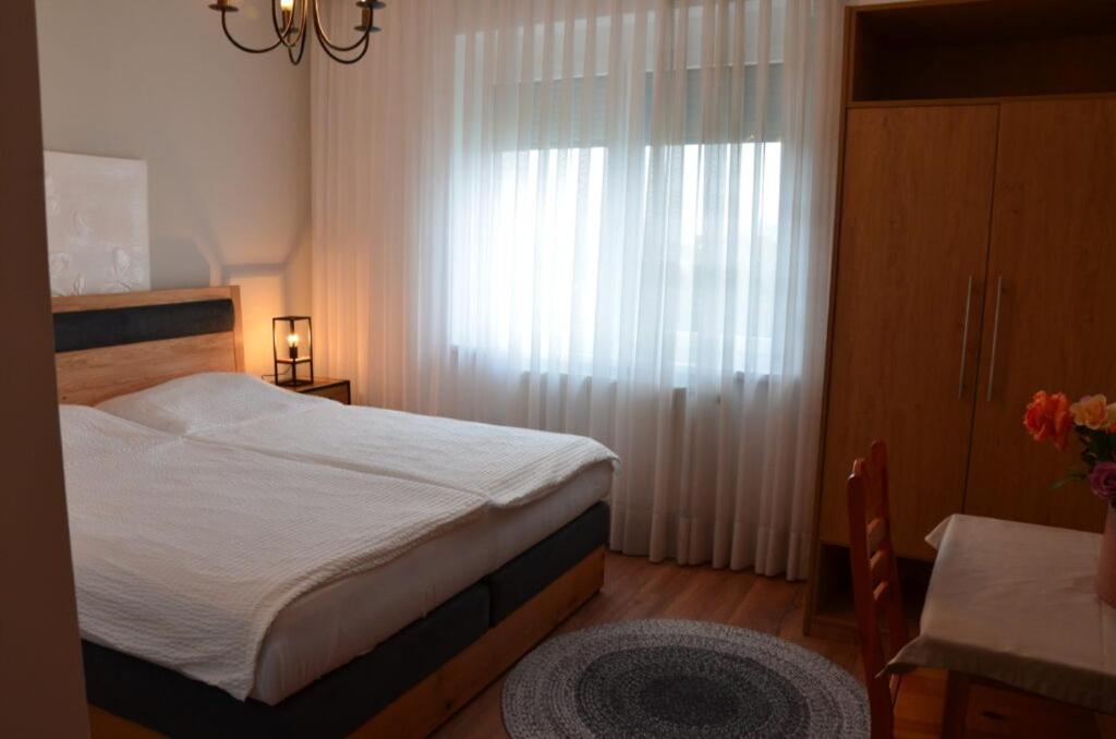 Gaestezimmer Klinger-Tongisch Apetlon Extérieur photo